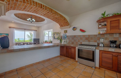 Soliman Bay Villa | Caribbean classic beachfront villa, beautiful pool, AC and WiFi!