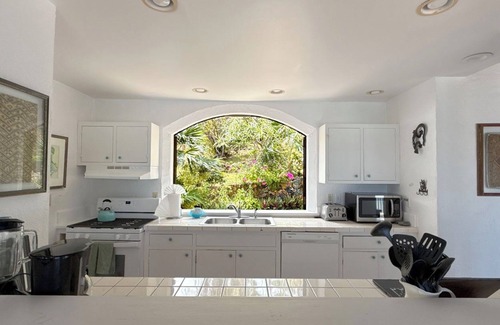Hart Bay Villa | Caribbean Cottage with Breathtaking Views and Your Own Private Pool!