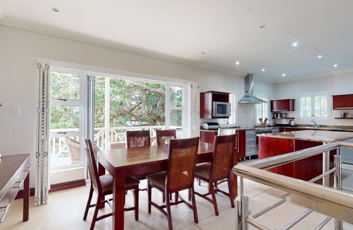 Port Edward House | Caribbean Estate Deluxe
