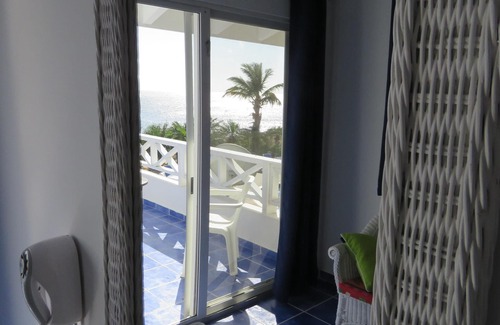 Sabana Westpunt House | Caribbean Sea Front condo