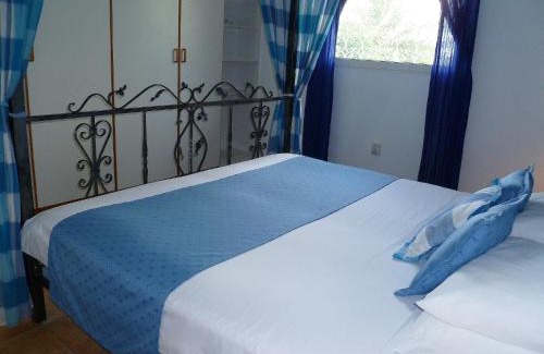 Mero Apartment | Caribbean Sea View Holiday Apartments