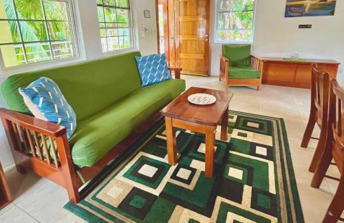 Caye Caulker Villa | Caribbean Sunrise Villa