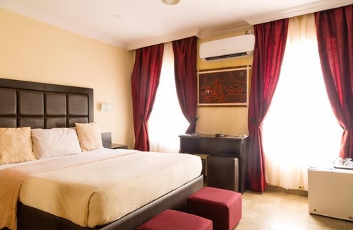Asaba Hotel | Carlisle Hotel