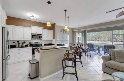 Naples Villa | Carlton Lakes | 2bs/2ba | Furnished Villa w/Den