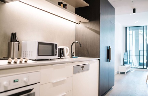 Carlton South Apartment | Carlton The Eminence 1bed Apt