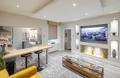Falkirk Apartment | Carmel Apartments Queen Street Residence