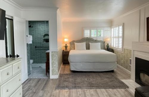 Golden Rectangle Hotel | Carmel Green Lantern Inn