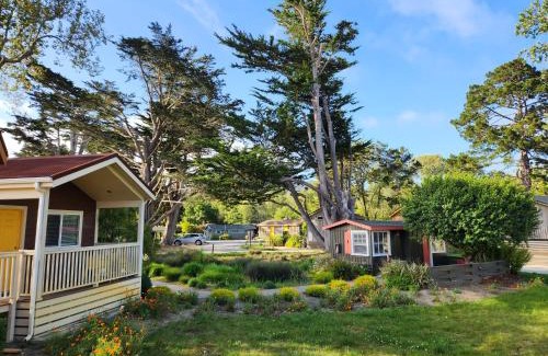Mission Fields Hotel | Carmel River Inn & Cottages