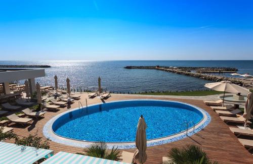 Venus Hotel | Carmen International Hotel Venus - Fost Becali Hotel