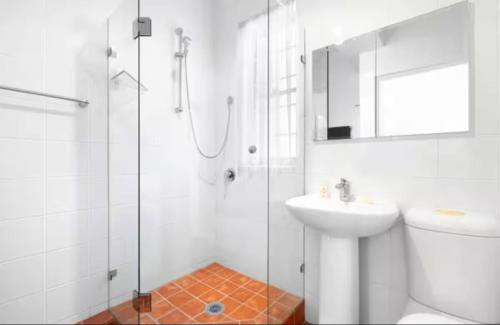 Kirribilli Hotel | Carnarvon Lodge Kirribilli, Sydney
