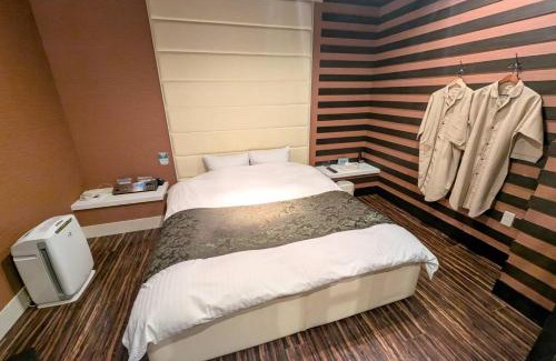 Amagasaki Hotel | Carnet (Adult Only)