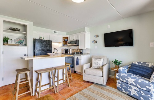 Carolina Beach Condo | Carolina Beach Condo w/Marina View, on Boardwalk