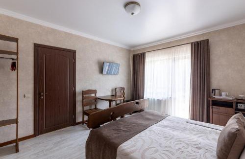 Polyanytsya Hotel | Carparosa Hotel