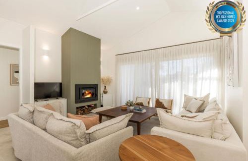 Culburra Beach House | Carramar - Fireplace - Absolute Waterfront