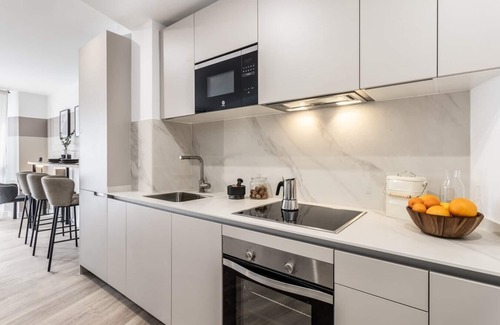 Cuatro Caminos Apartment | Carranque - 1 bedroom and pool in Castilla