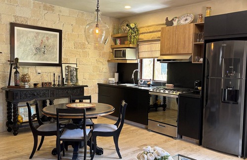 Santeagueda Apartment | Carrara: Harmony, Luxury, and Comfort in Val’Quirico