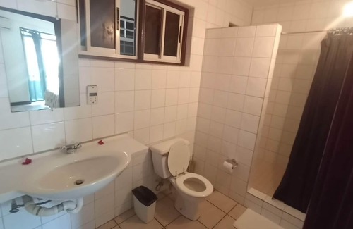 Hillsborough Hotel | Carriacou Grand View Hotel