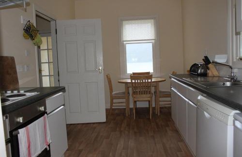 Cairndow Apartment | Carrick Farm Lochside Appartment (GF)