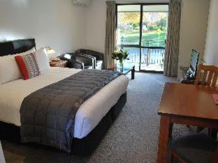 Lowburn Hotel | Carrick Lodge Motel