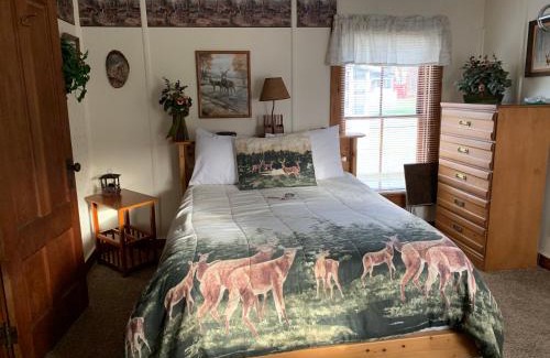 Twin Mountain Hotel | carrollmotel and cottages