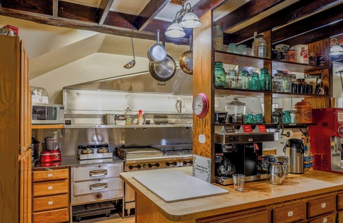 Trinity Center House | Carrville Inn, Carrville Inn and Resort