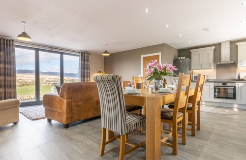 Snowdonia National Park Area Cottage | CARTREF, family friendly, character holiday cottage in Trawsfynydd