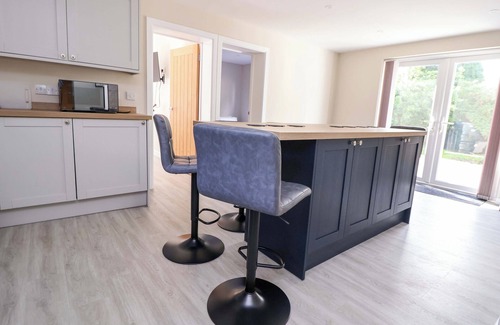 Treffynnon House | CARTREF, pet friendly, with a garden in Holywell