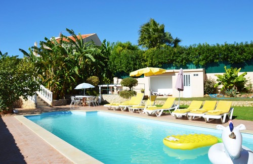 Lagoa e Carvoeiro Villa | Carvoeiro Beach- 4 bedroom villa with private swimming pool and wi-fi included