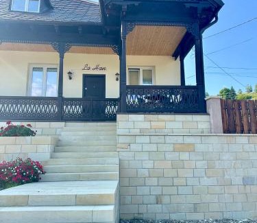 Slanic-Moldova House | Casă chic La Han la Slănic