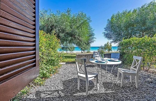 Santa Caterina Dello Ionio Marina House | Casa Iorana A: A welcoming two-story townhouse located right on the beach, with Free WI-FI.