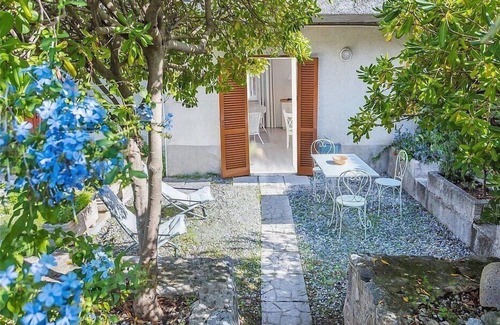 Santa Caterina Dello Ionio Marina House | Casa Iorana A: A welcoming two-story townhouse located right on the beach, with Free WI-FI.