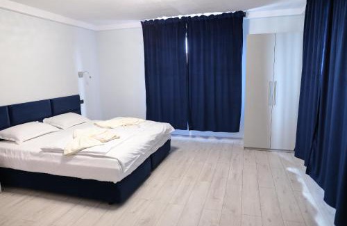 Tasnad House | Casa 5ive