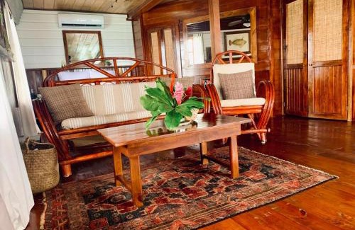 Carenero Island Hotel | Casa Acuario Boutique Hotel