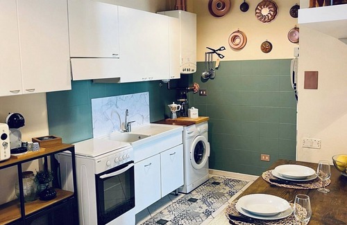 Mezzago Apartment | CASA AIDA B&B by Opera House