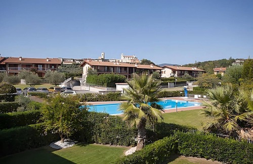 Polpenazze del Garda Apartment | CASA AL GOLF - PISCINA -TERRAZZO - PET FRIENDLY