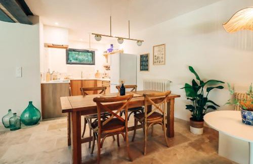 Beaumes-de-Venise Bed & Breakfast | CASA ALENTI - Maison d'Hôtes