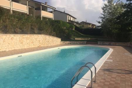 Salionze Apartment | CASA ALESSANDRO CON PISCINA LAGO DI GARDA