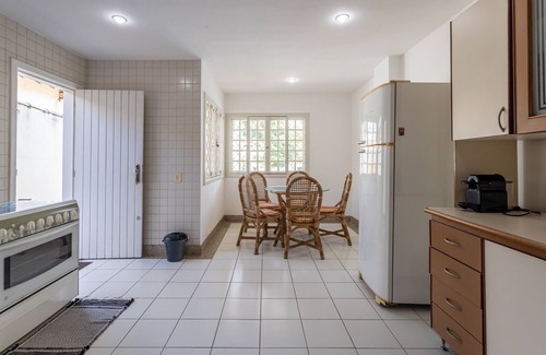 Camboinhas House | Casa Amarela Camboinhas, comfort and leisure