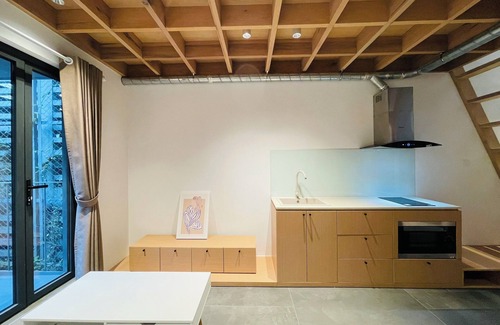 Hai Ba Trung Apartment | Casa Amarilla Boutique Apartment