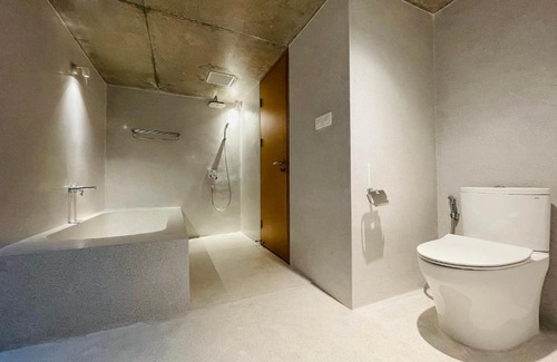 Hai Ba Trung Apartment | Casa Amarilla Boutique Apartment