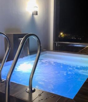 Mariveles Resort | Casa Amores: Camaya Coast