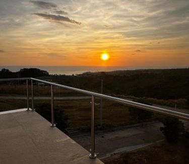 Mariveles Resort | Casa Amores: Camaya Coast