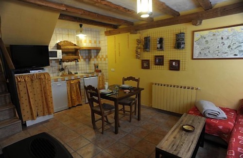 Monasterio Cottage | Casa Arce (full rental) El Rincón de Monasterio & SPA for 2 people