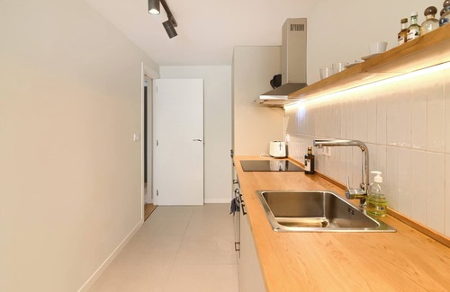 Patraix Apartment | Casa Atlas Bright Apartment with Terrace - only monthly rentals