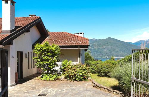 Poppino House | Casa Azalea