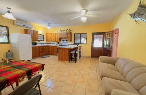 Los Barriles House | Casa Baja Sunset, Large Gated Parking, Cozy Casa near Pickleball