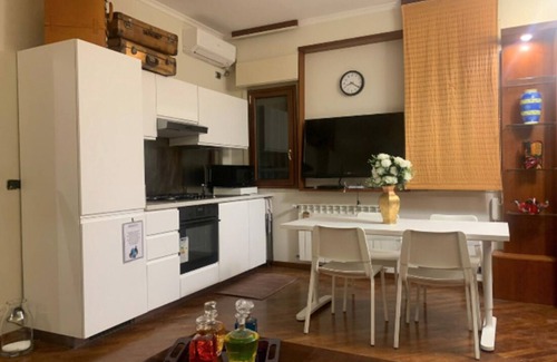 Messina House | Casa Battisti Messina Centro finished apartment max 3 rooms, max 9 people.