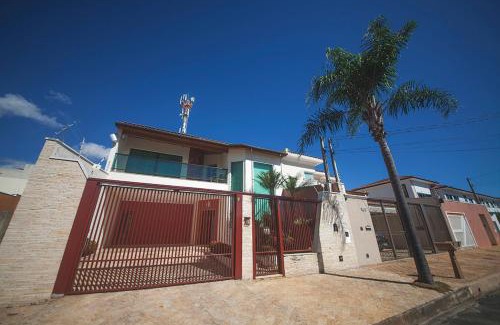 Aparecida House | Casa Bela Vista