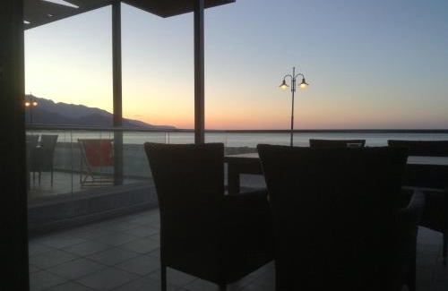 Palaiochora House | Casa Bella Deluxe Apartments