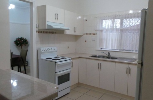 South Tamworth House | Casa Bella -FREE Wi-Fi,GREAT LOCATION & AFFORDABLE